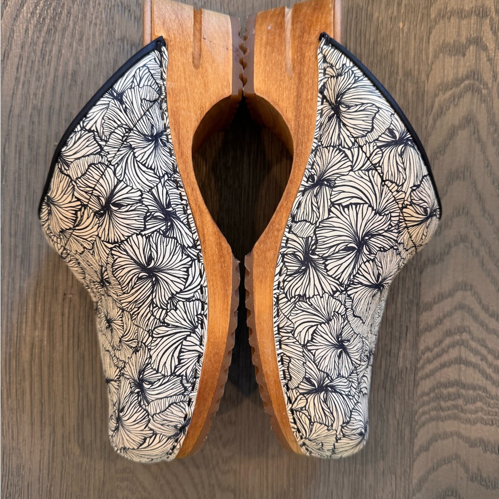 Sanita Women's Clogs sz. 8.5 40 - Picture 4 of 10